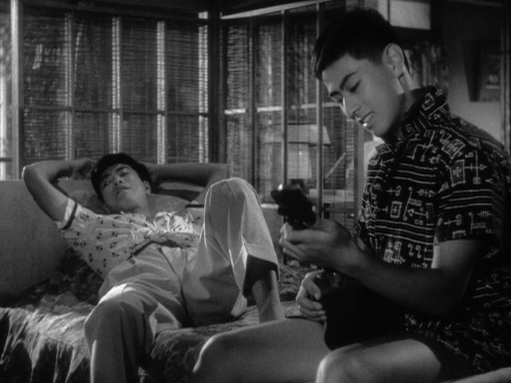 Masahiko Tsugawa as Haruji and Yujiro Ishihara as Natsuhisa