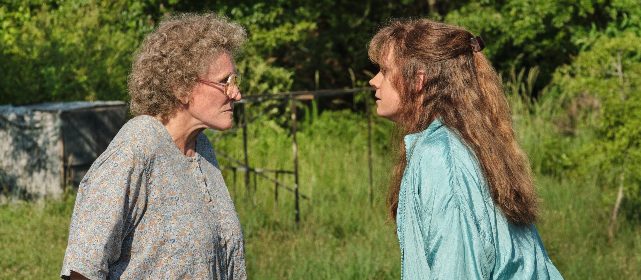 Amy Adams as Bev and Glenn Close as Mamaw